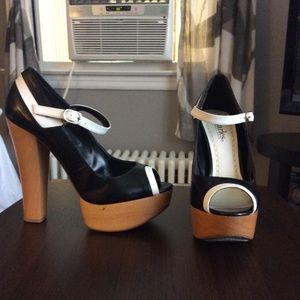 Charles by Charles David. Style name “Vicious”